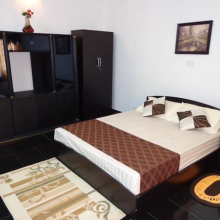 Remisha Service Apartments 첸나이 외부 사진